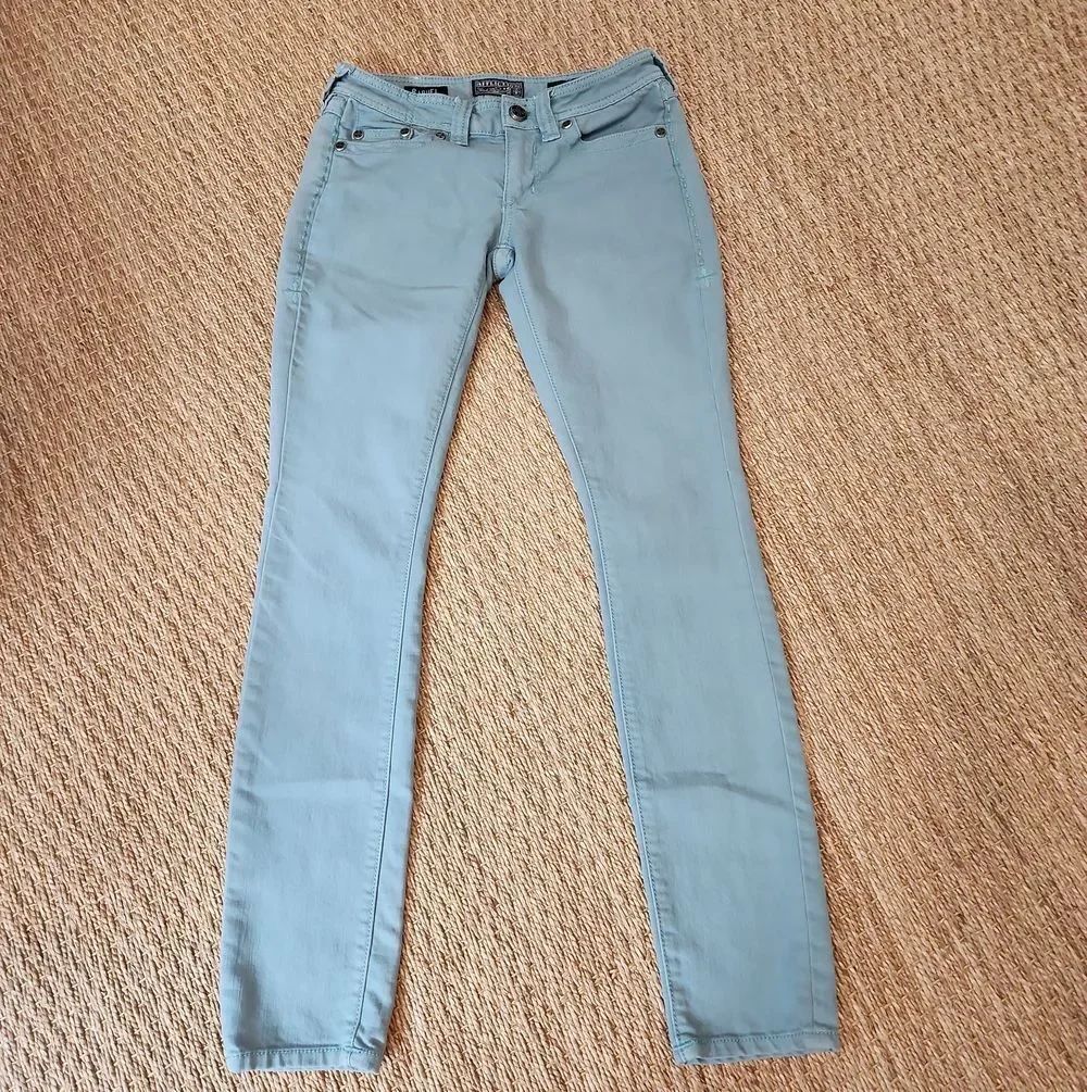 Affliction Light Blue Skinny Jeans Size 27